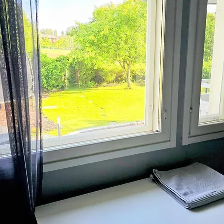 Wifi Ja Tyoepisteellae Varustettu Viihtyisae Huone * Kerava