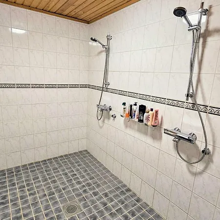 Séjour chez l'habitant Wifi Ja Tyoepisteellae Varustettu Viihtyisae Huone Kerava